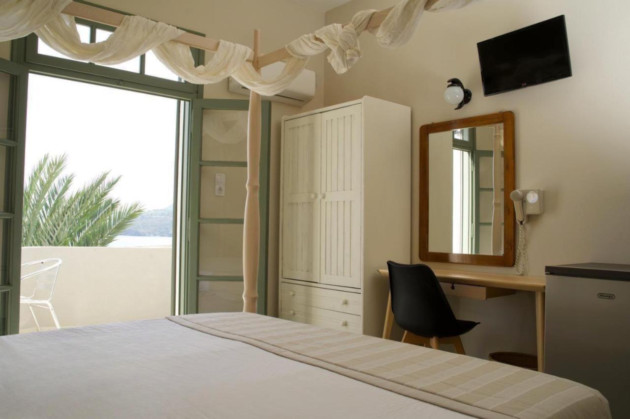 Kores Aegina Agia Marina  Bagian luar foto